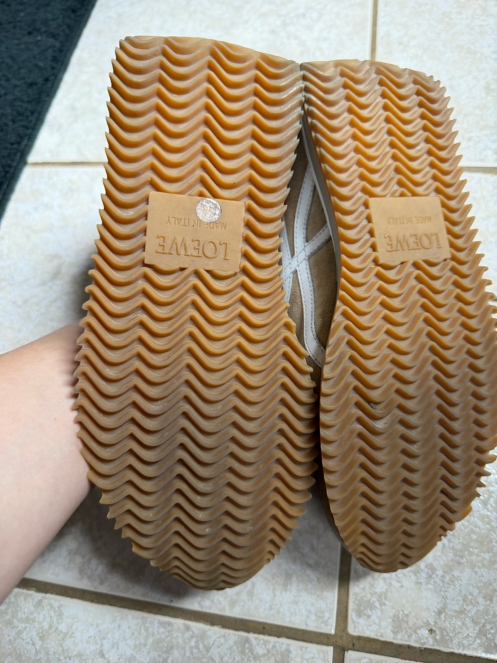 Loewe  flow runner sneakers - Picture 8 of 17
